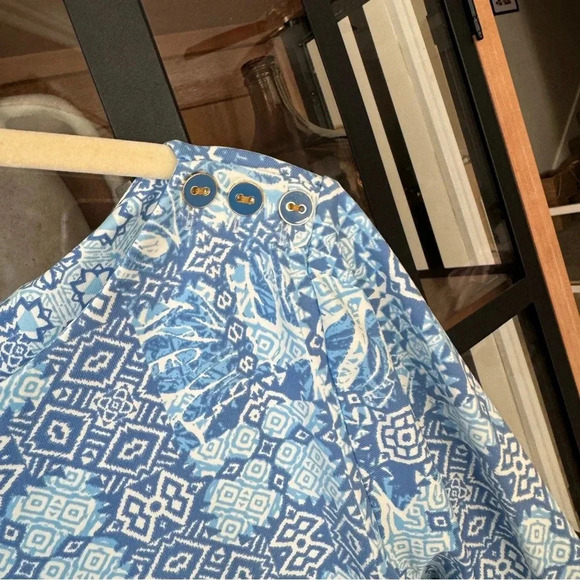 J. Mclaughlin Blouse catalina cloth Wavesong Tee Scuba Top Medallion Lane tile - Picture 4 of 9